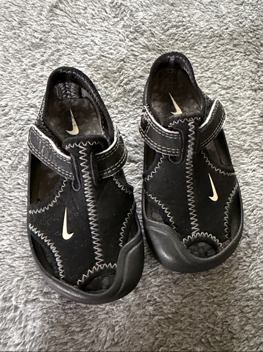 Nike Kids Black Hook-and-Loop Closed-Toe Sandals with White Swoosh